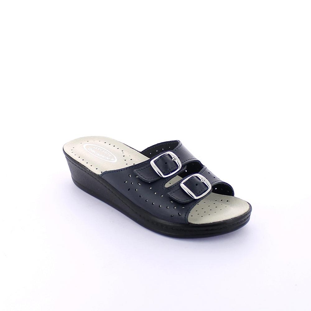 Summer slipper for women with padded insole