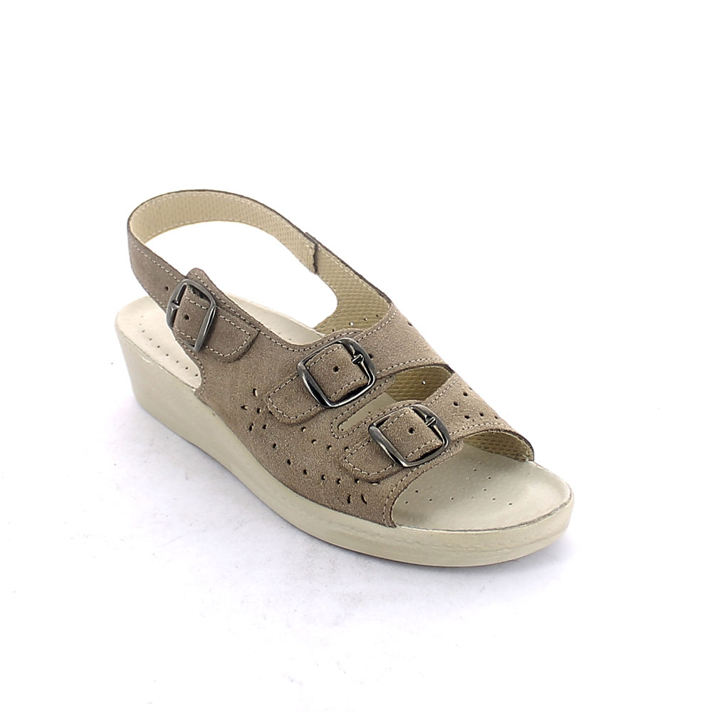 Summer sandal for women with padded insole