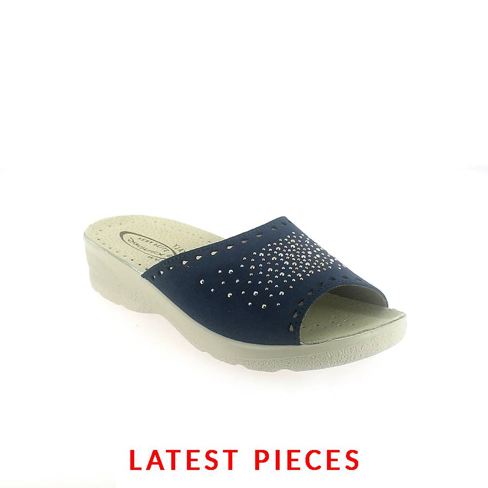 LATEST PIECES Art. 81709-10. Summer comfort mule for women. Leather upper with rhinestones. Padded insole. Wide Fit.