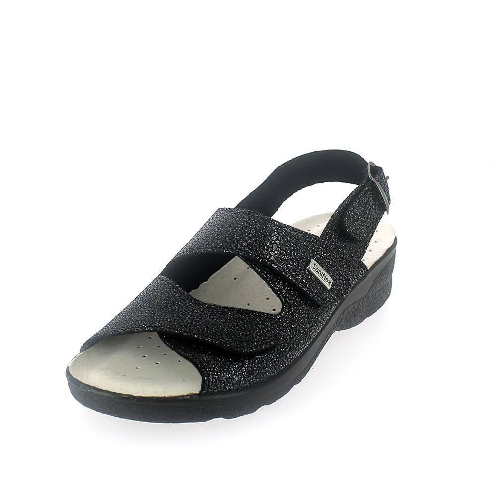 Summer sandal for women with padded insole