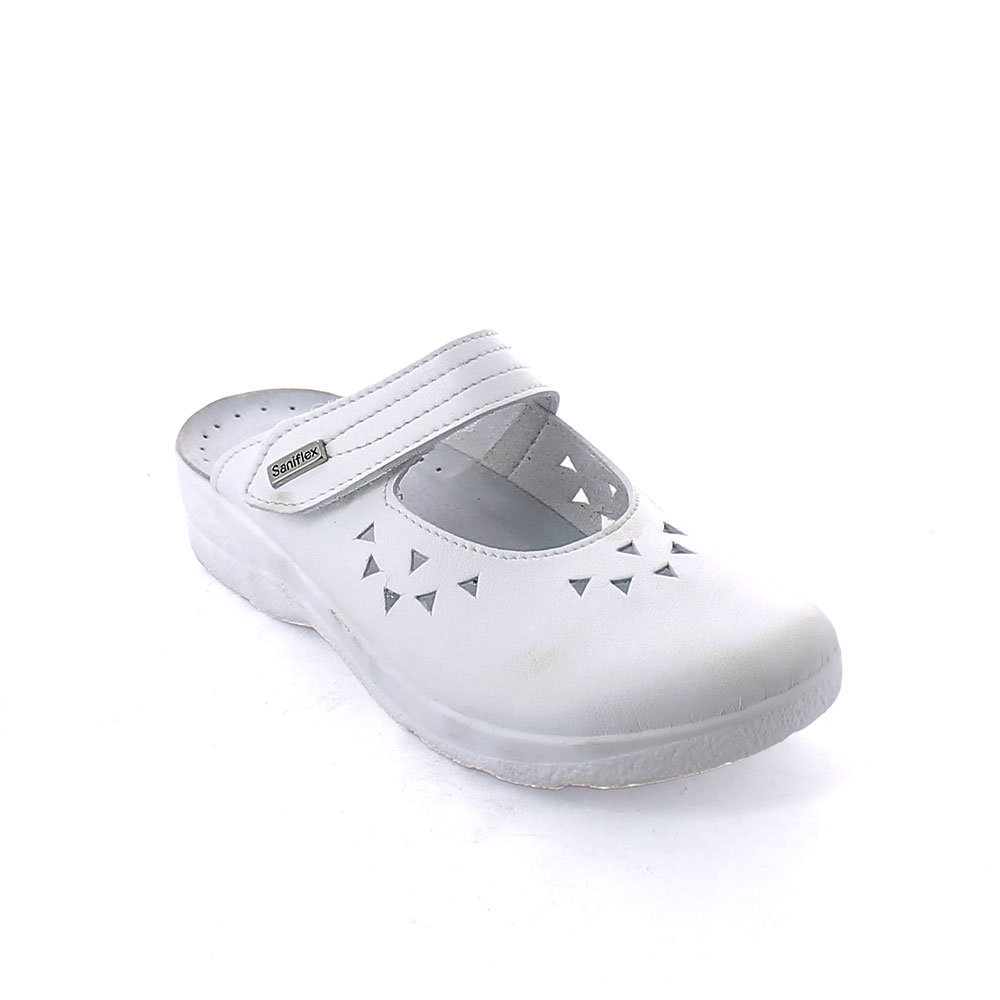 Medical slipper for women with padded insole