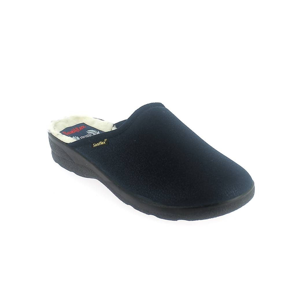 Art. 8903-4 Winter comfort slipper for men. Synthetic shipskin upper. Wool lining and insole.
