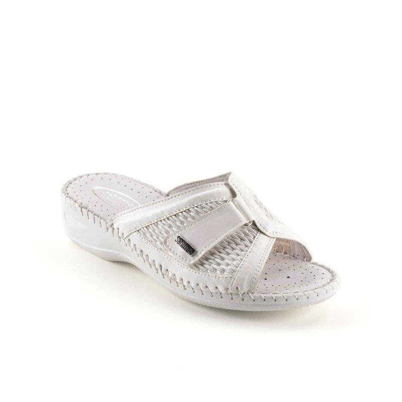 Hand sewn Slipper for women, with Stretch Upper Hand sewn Slipper for women, with Stretch Upper